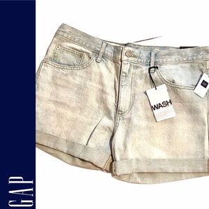 NWT Gap stretch denim jean shorts